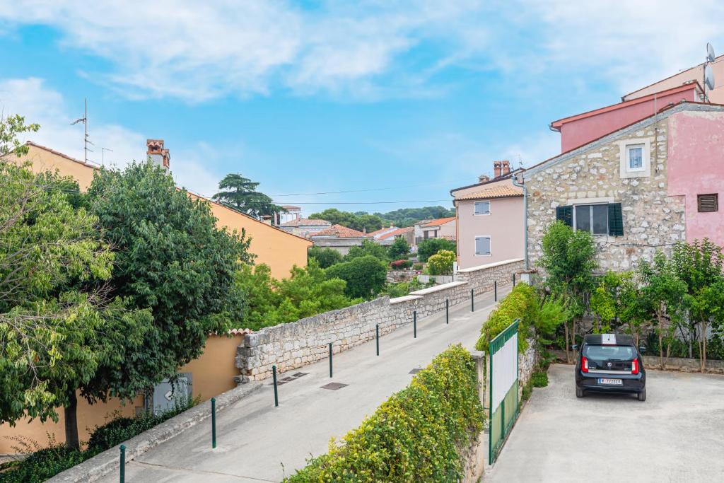 Contrada del Nonno Apartments (city center - private parking on-site) photo 1