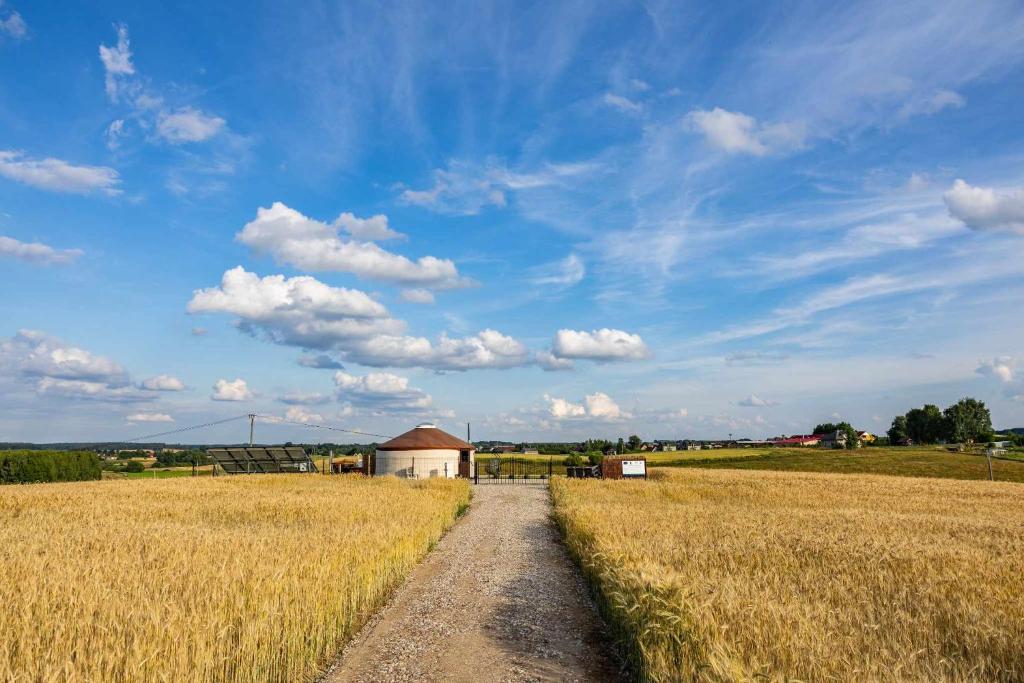 Jurtowe Wzgórze Glamping photo 3
