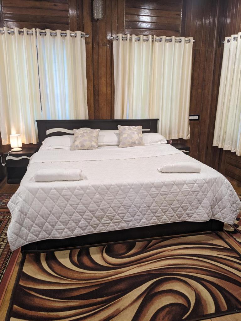 K V Wooden Homestay photo 3