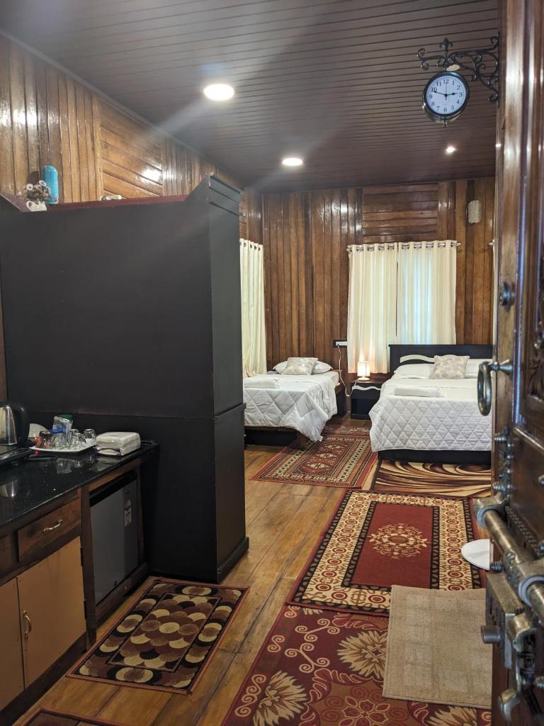 K V Wooden Homestay photo 1
