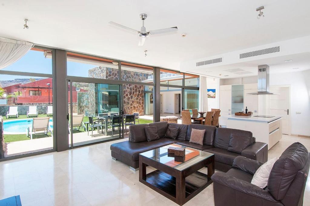 Tauro Villas Deluxe photo 4