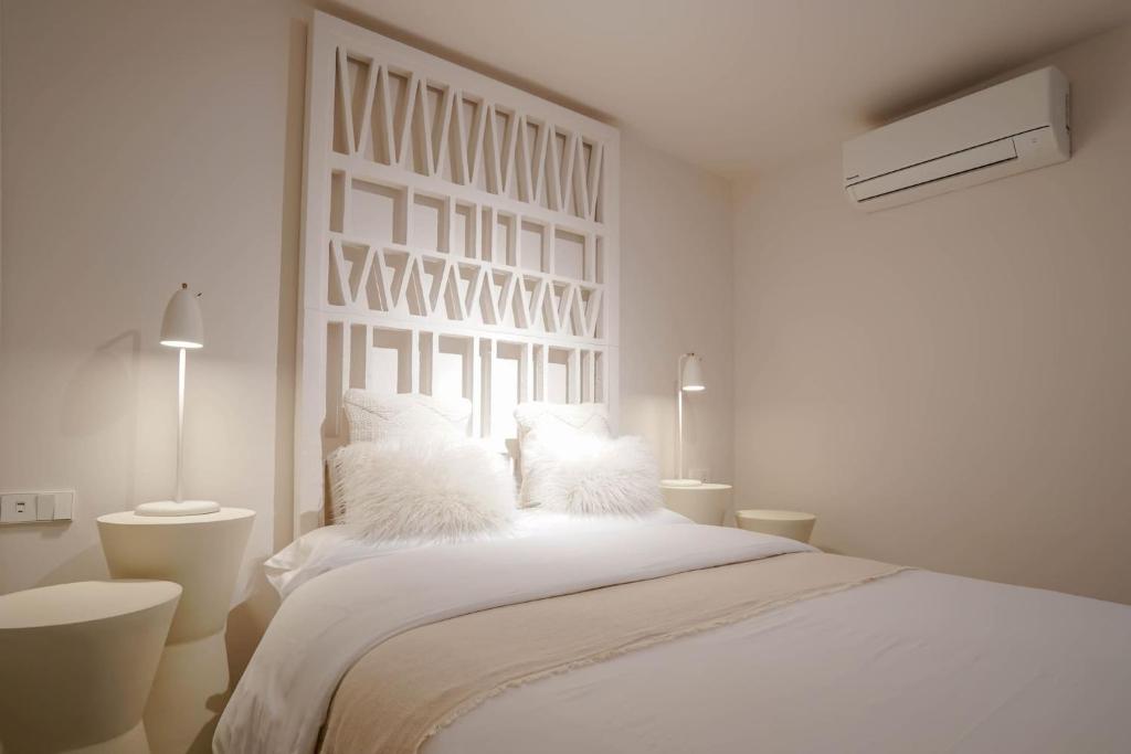 Agustino Beach Suites San Agustin - Tap to explore photos