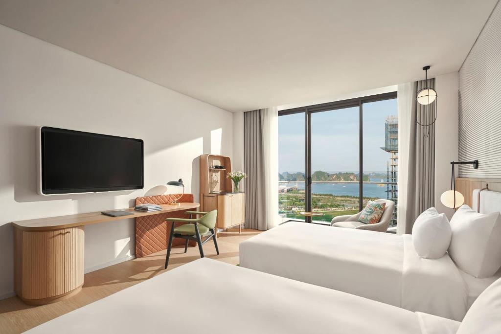 The Yacht Hotel by DC