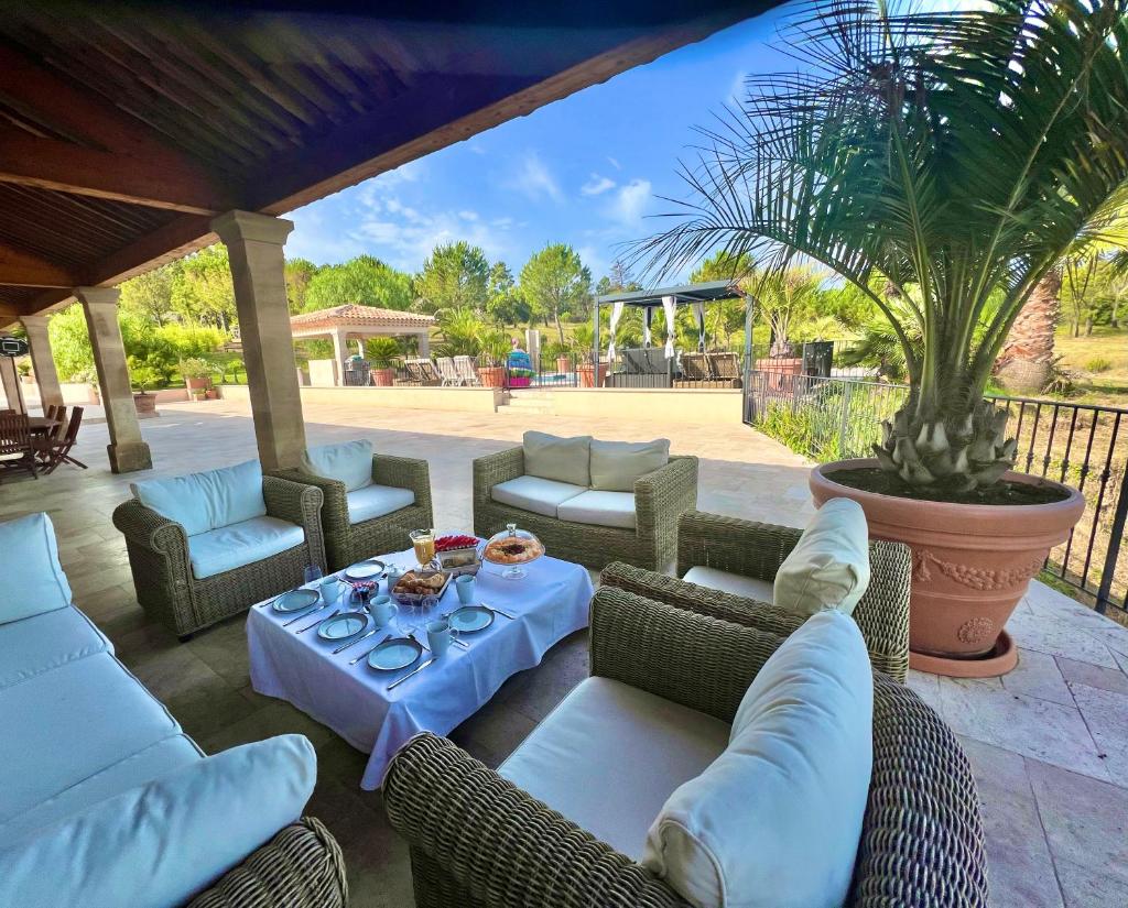 Villa La Source 83 - room close to St Tropez photo 3