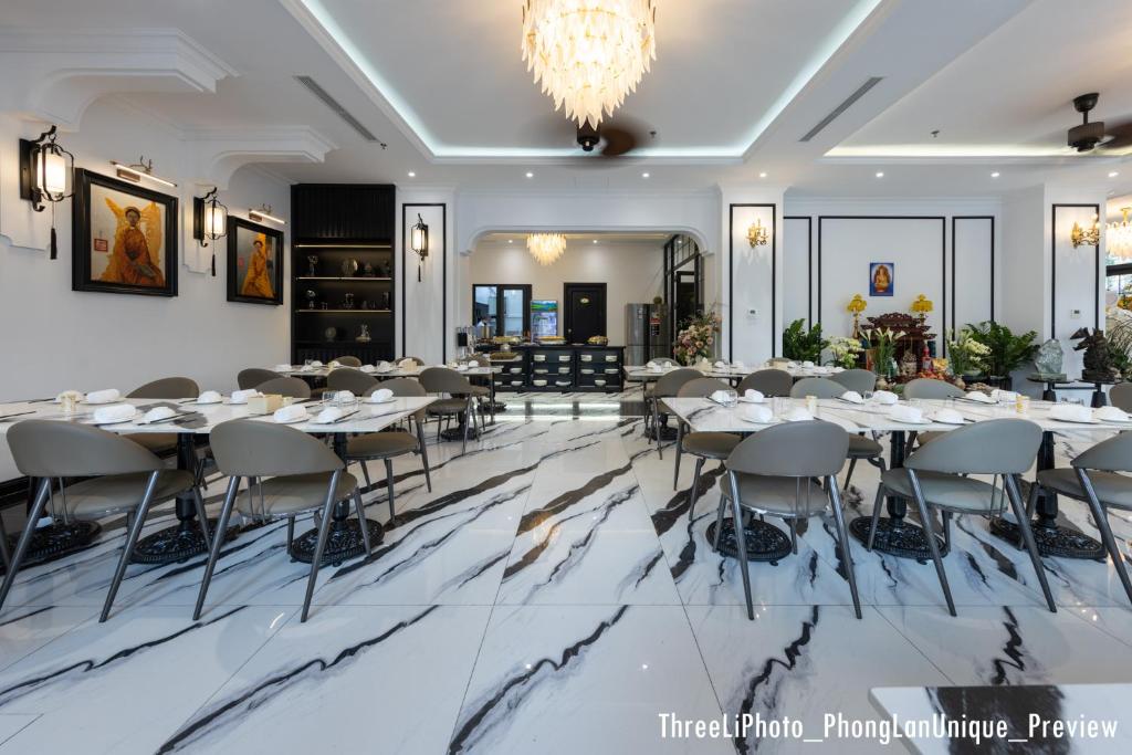 Phong Lan Unique Hotel