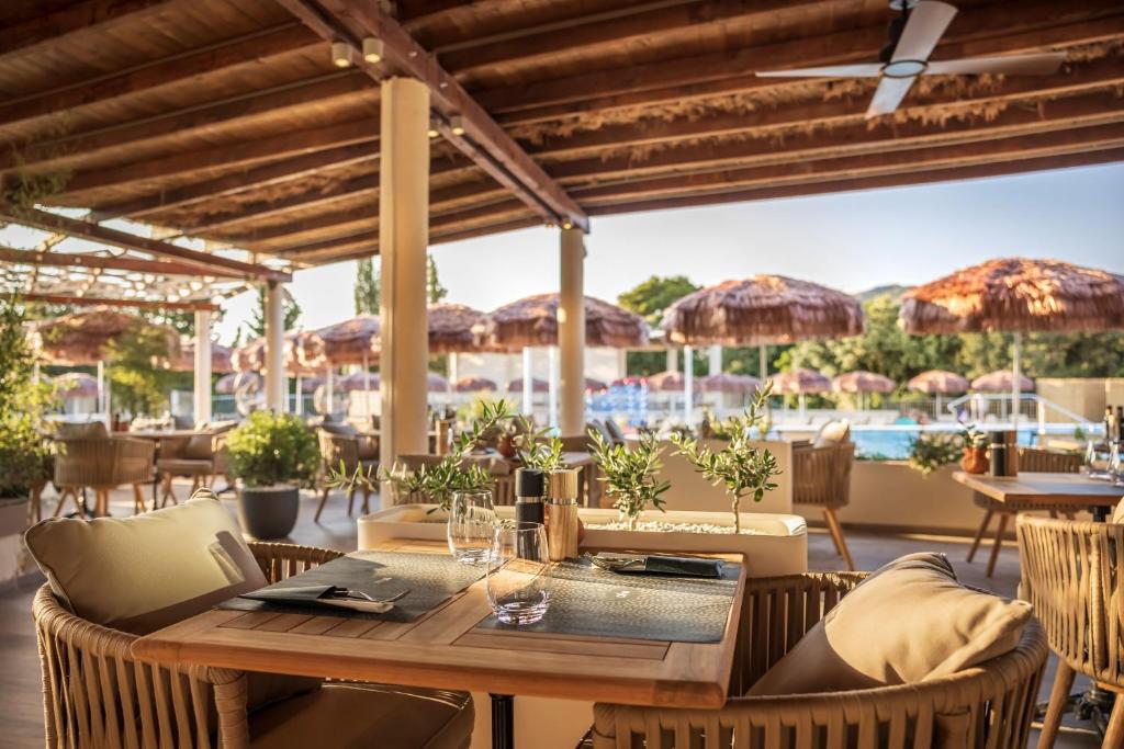 Valamar Tirena Hotel photo 4