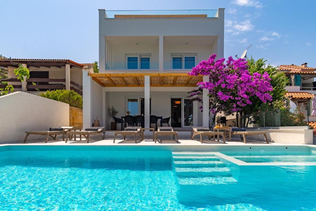 Beachfront Villa Larisa with Whirlpool, Media room photo 2