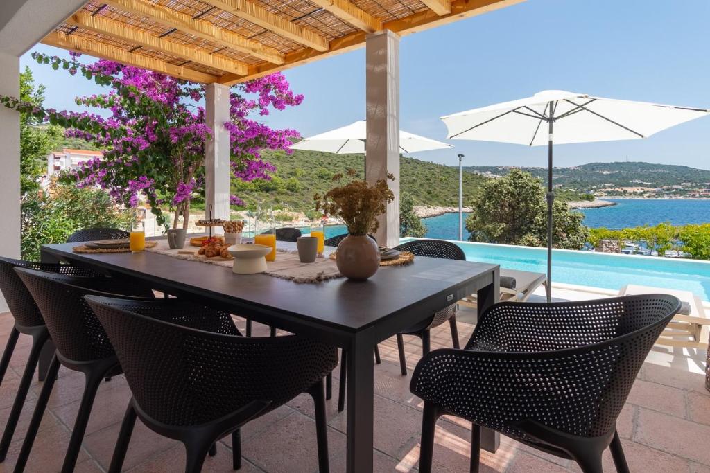 Beachfront Villa Larisa with Whirlpool, Media room