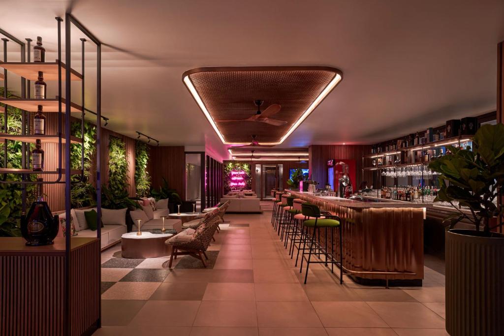 The Yacht Hotel by DC