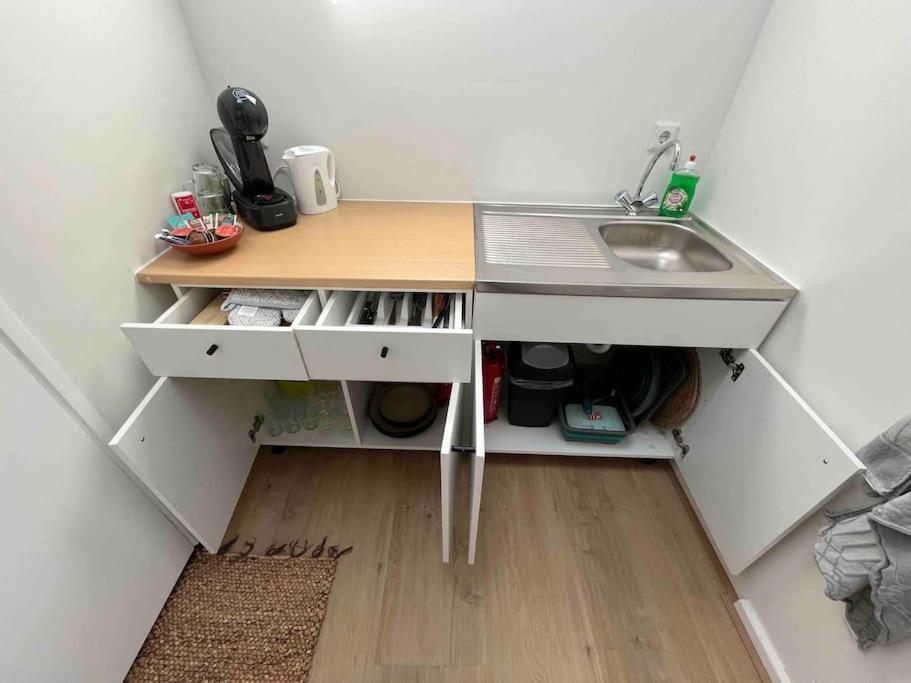 Bed & Beach Noordwijk - 200m from beach and free parking photo 4