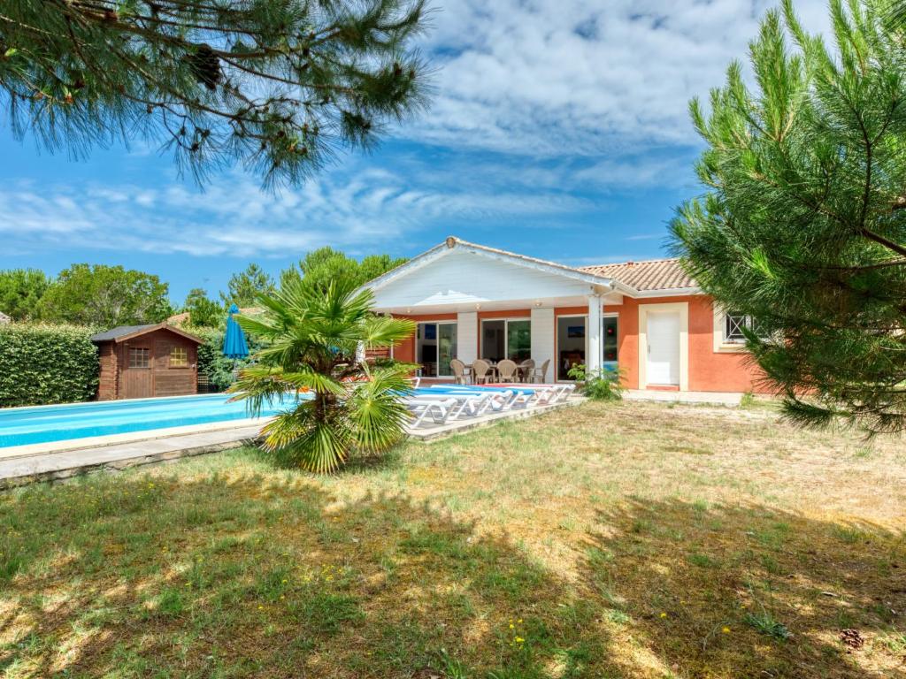 Holiday Home Les Acacias - MVT245 by Interhome