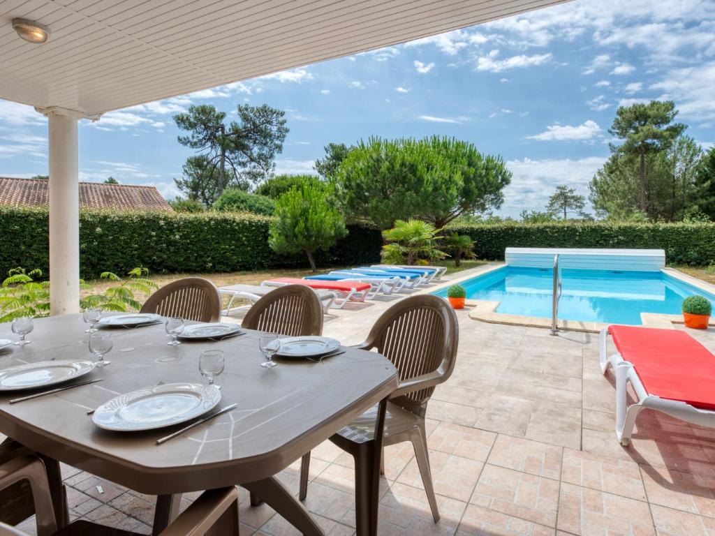 Holiday Home Les Acacias - MVT245 by Interhome photo 1