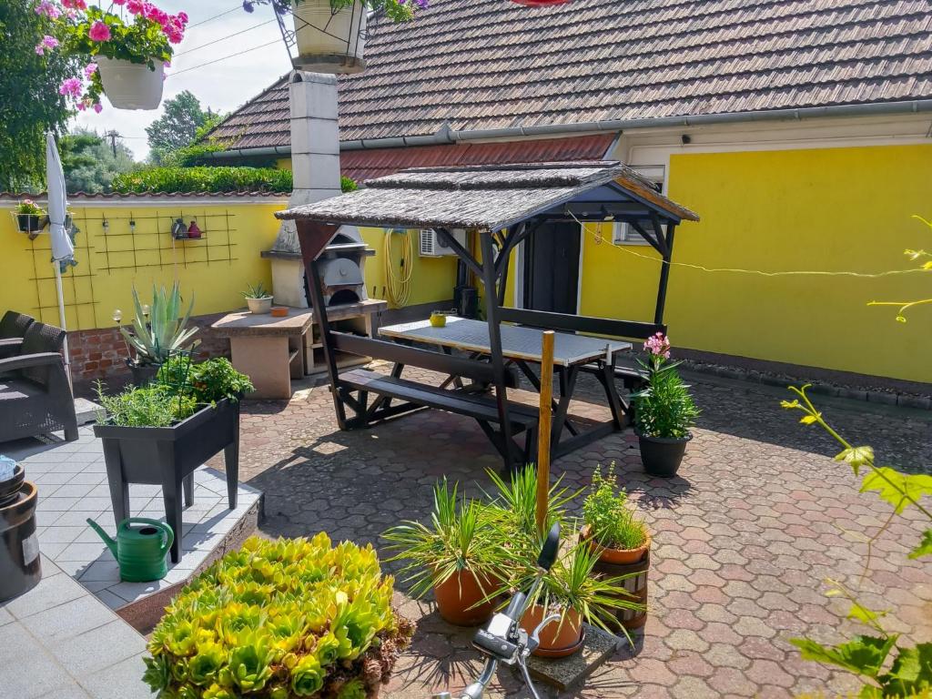 Holiday Home Lisa by Interhome photo 1