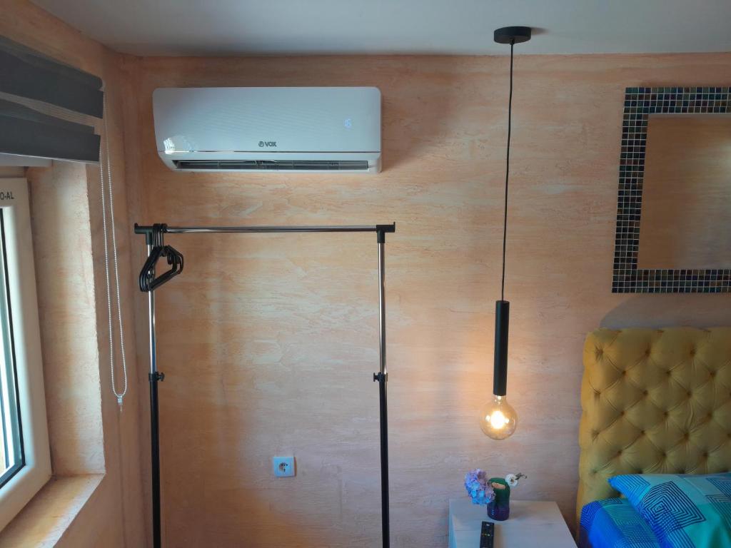 Golden House Apartments photo 1