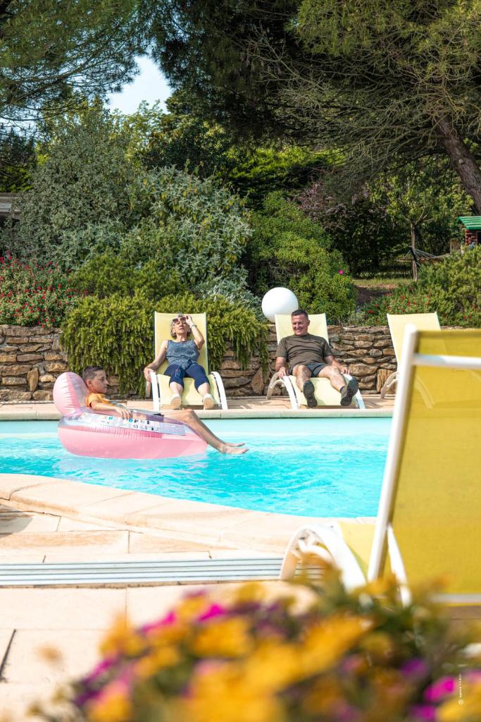 Au jardin des gallinettes location villa piscine privée Carcassonne photo 2