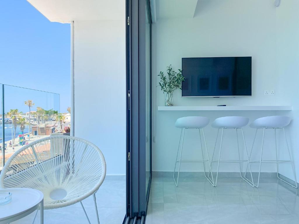 Phaedrus Living: Marina Sea View Flat 214 Emerald photo 4