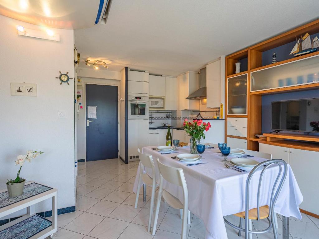 Apartment Parc de Pontaillac-28 by Interhome photo 2