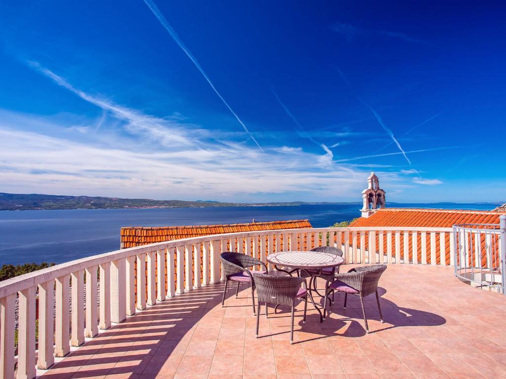 Holiday Home Villa jolie amazing stone by Interhome photo 3
