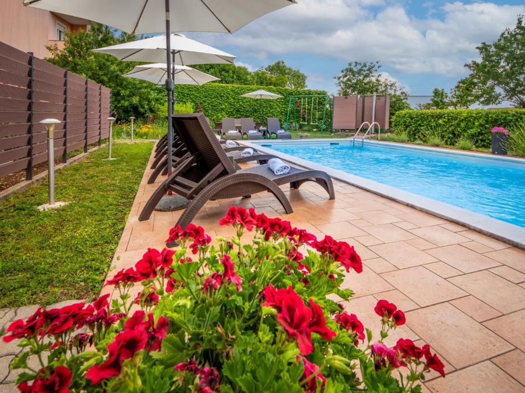 Holiday Home Adrian-2 by Interhome photo 2
