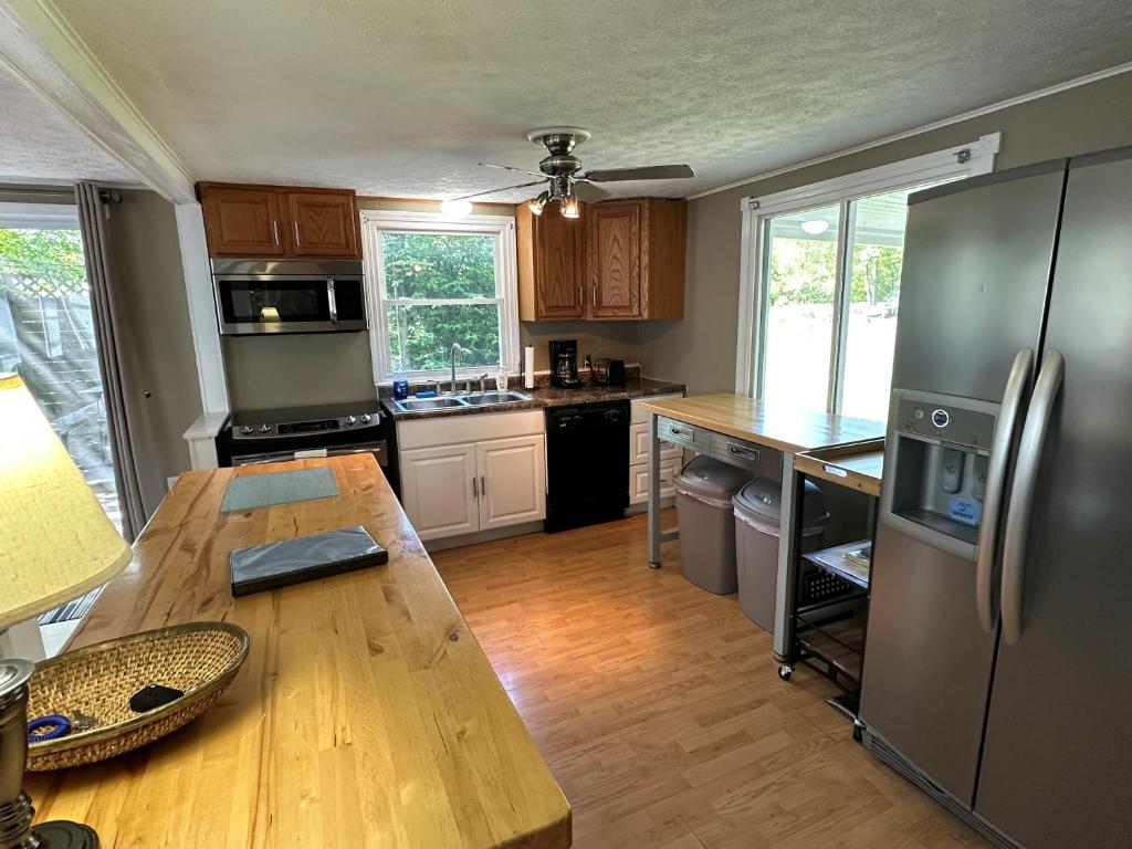 Cottage near Cedar Point & Nickel Plate Beach photo 2