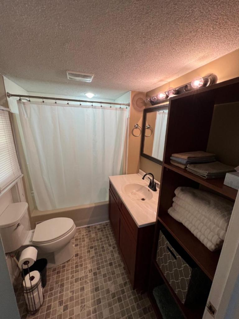 Cottage near Cedar Point & Nickel Plate Beach photo 3
