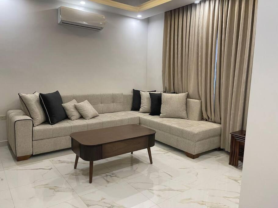 Oqdeh Delux Apartments photo 4