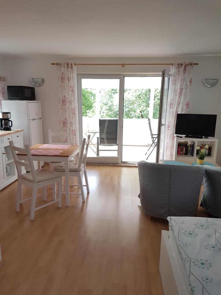 Bungalow photo 1