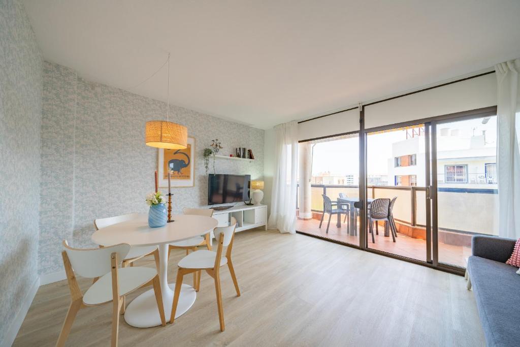 HomeHolidaysRentals Playamar - Costa Barcelona photo 2