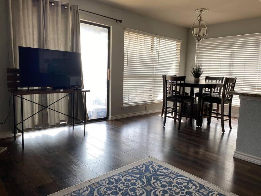 1 Bed Condo Near LK Ray Hubbard photo 4