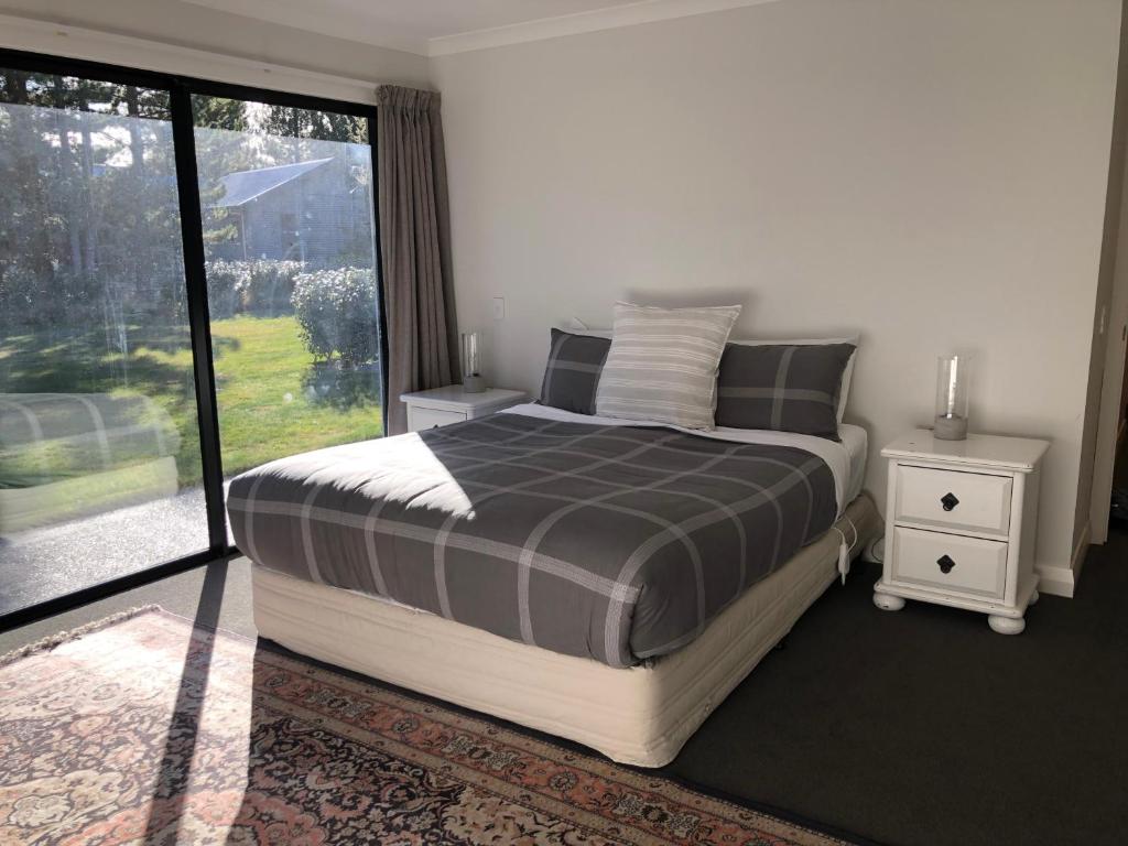 4 Bedroom on North West Arch - Free Wifi - Tap to explore photos