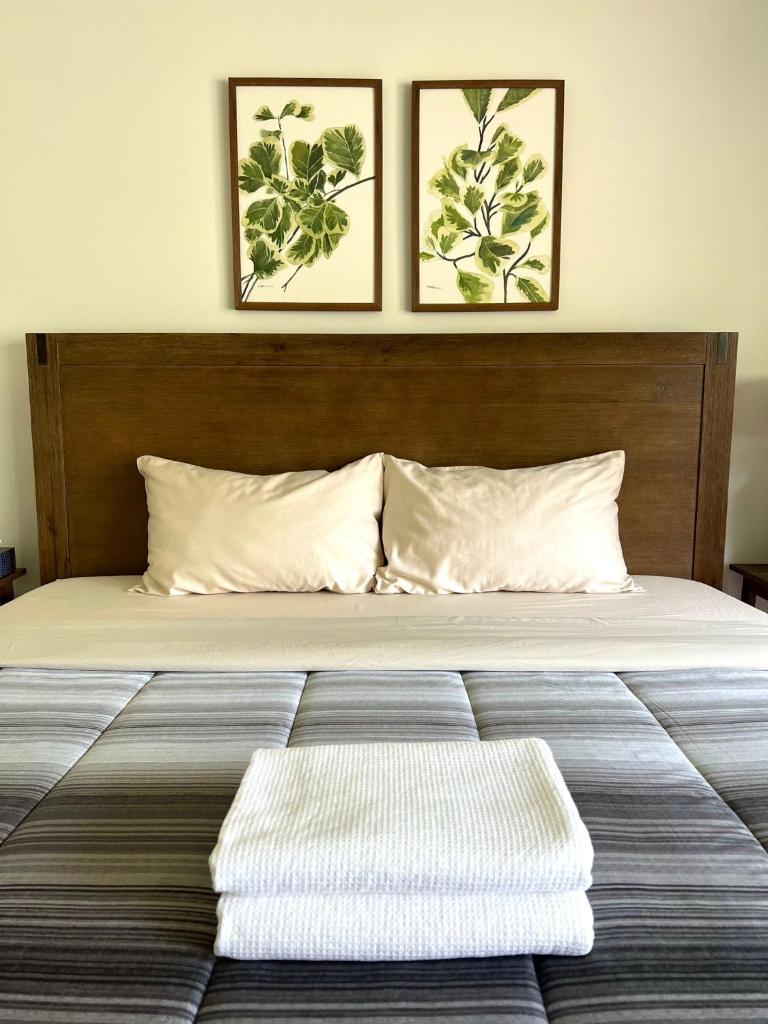 Letitia Heights !G Stylish and Spacious Private Bedroom with Shared Bathroom photo 2