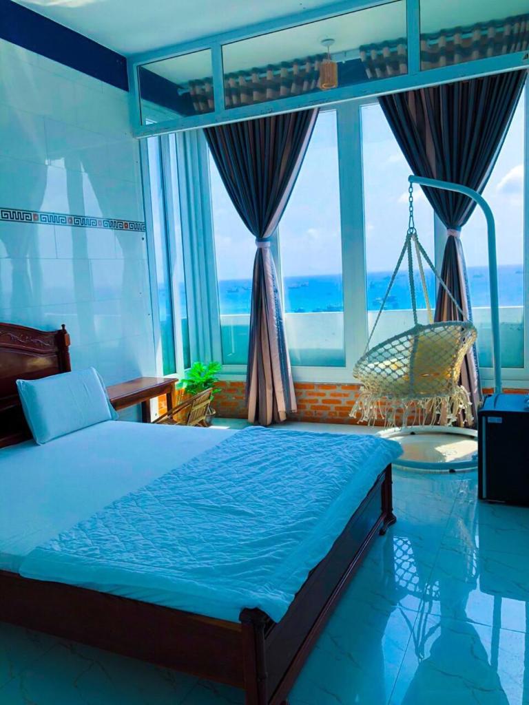 Khách sạn Hoàng Phú