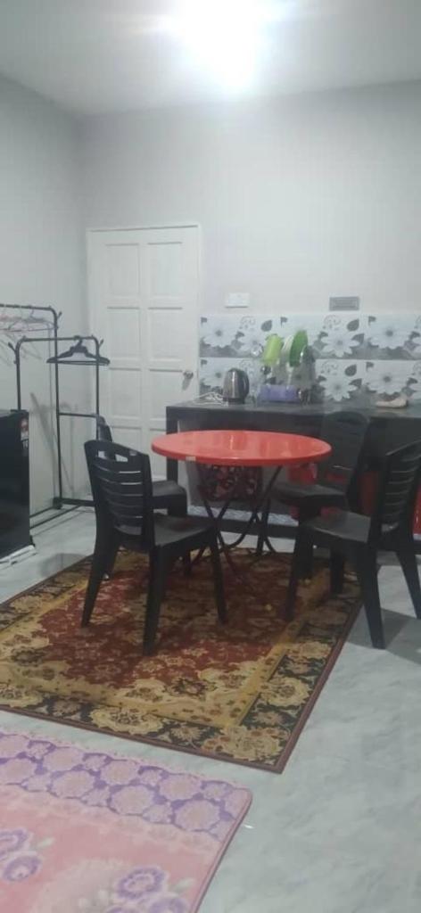 Ema roomstay photo 3