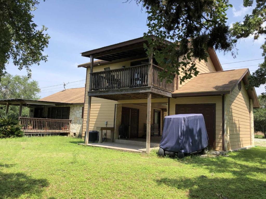 Rocky River House on Medina River photo 4