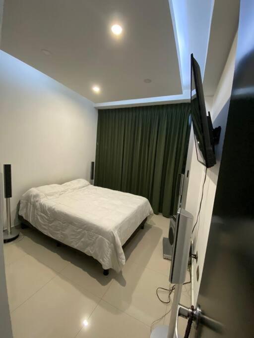 Exclusivo departamento con todos los servicios photo 2