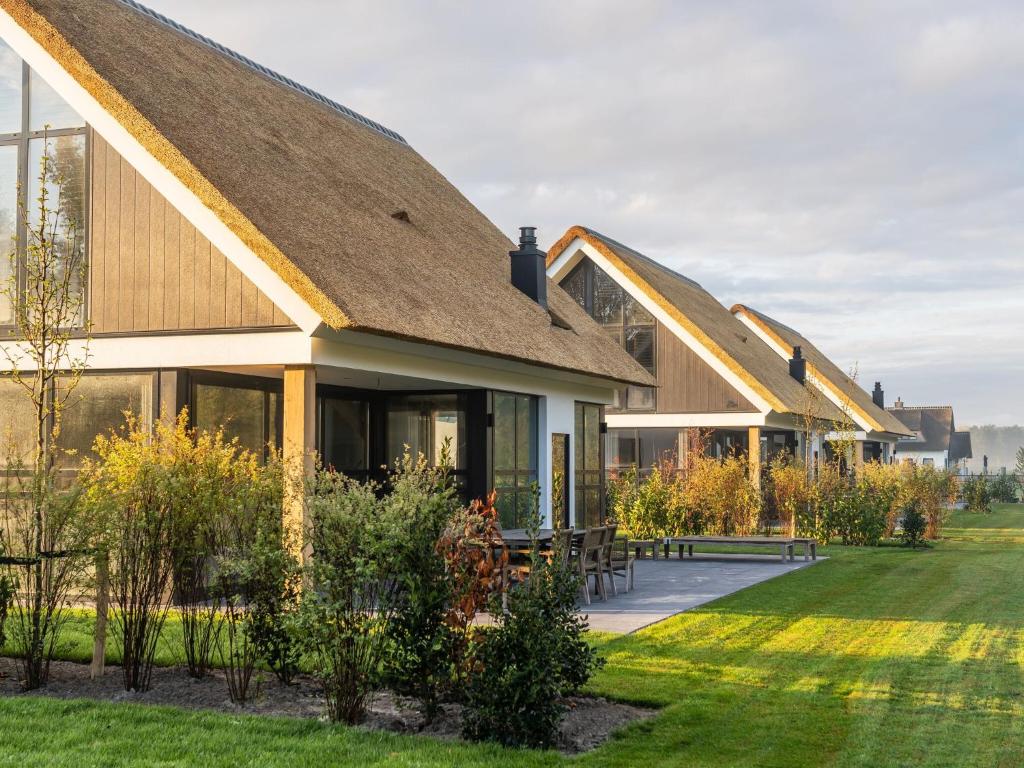 Luxury villa with sauna only a few minutes from the beach photo 2