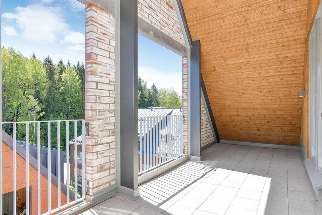Kotimaailma - Kaunis saunallinen kattohuoneisto 10lle, Espoon keskustassa photo 2