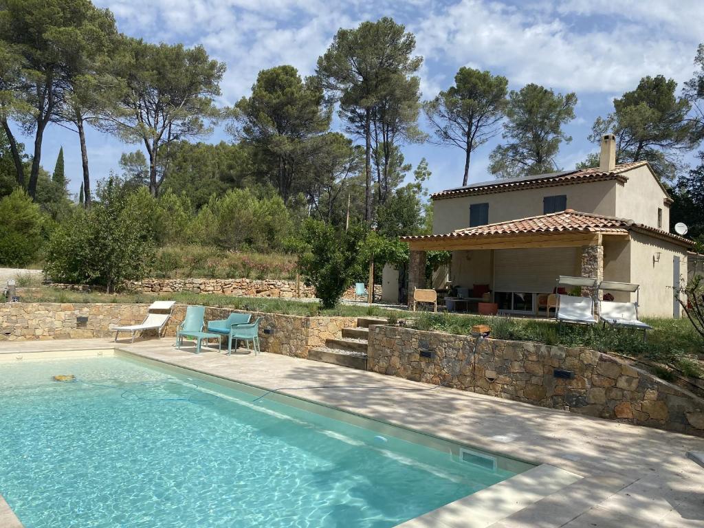 Mas provençal photo 1