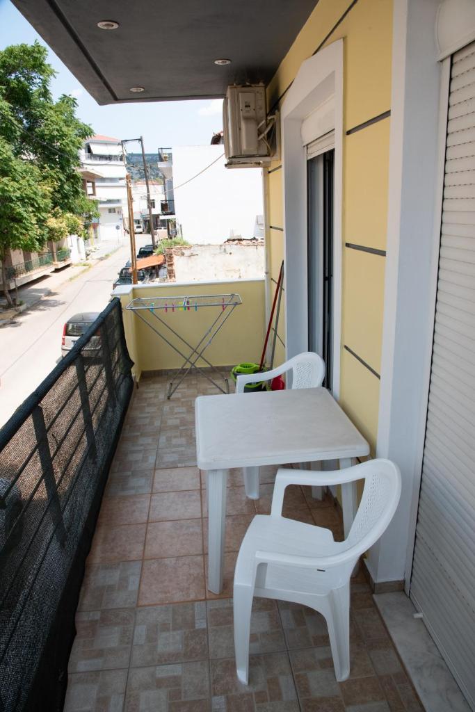 Modern apartment at Nea Artaki photo 3
