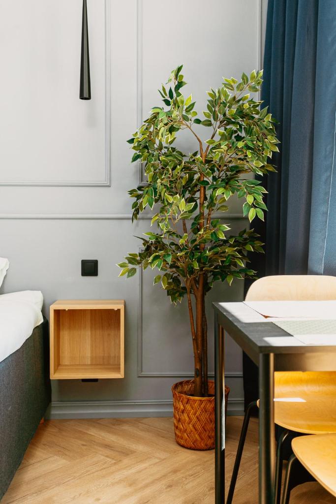 Luxurious Central Riga Apartment - Near Old Town - Tap to explore photos