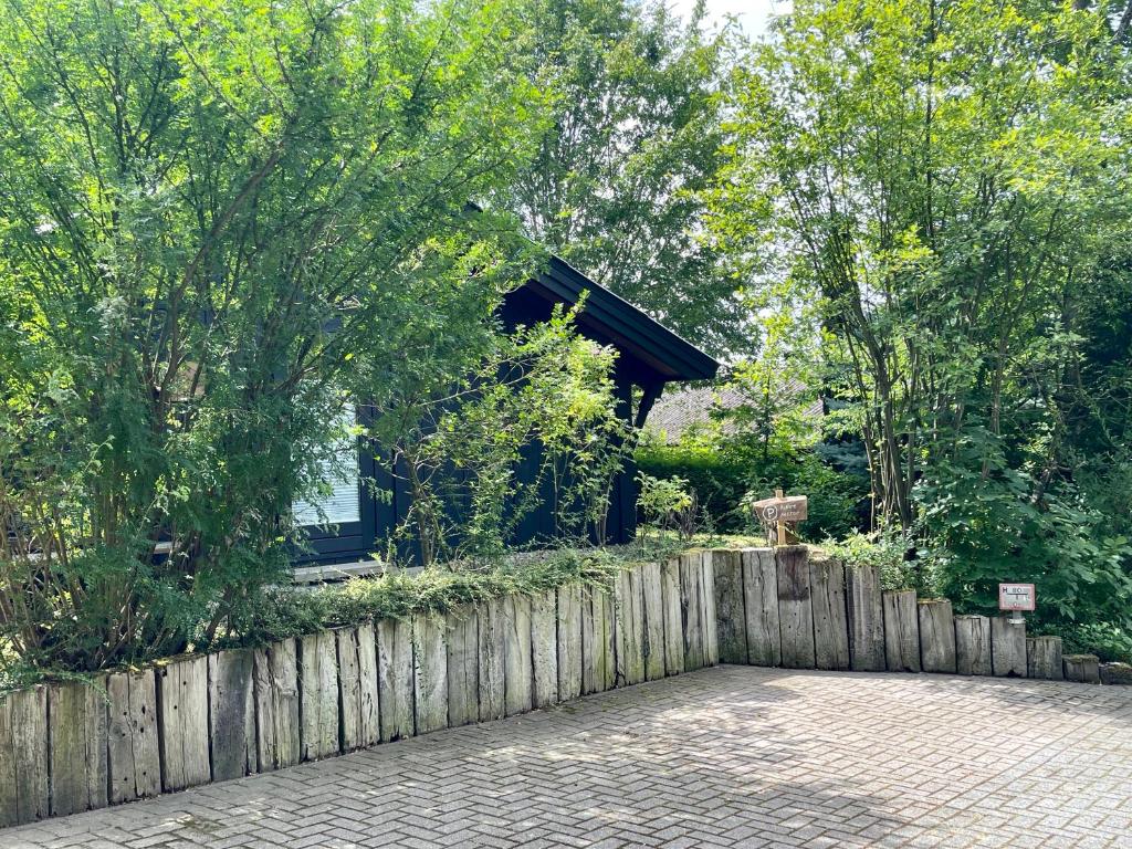 Ferienhaus Kleine Auszeit in der Natur mit Kamin, Yogamatten, schöne Küche photo 2