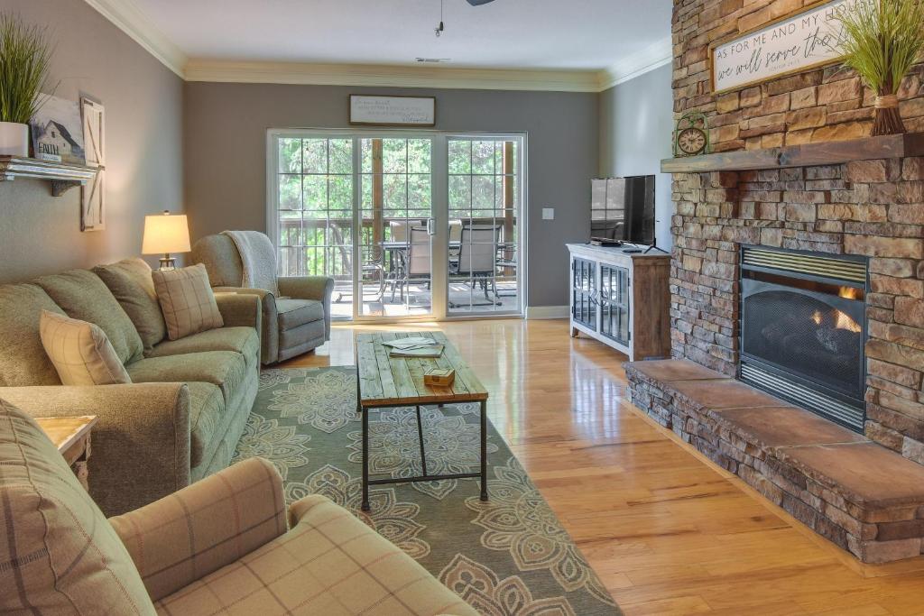 Clayton Resort Getaway with Pool Access, Pickleball! photo 3