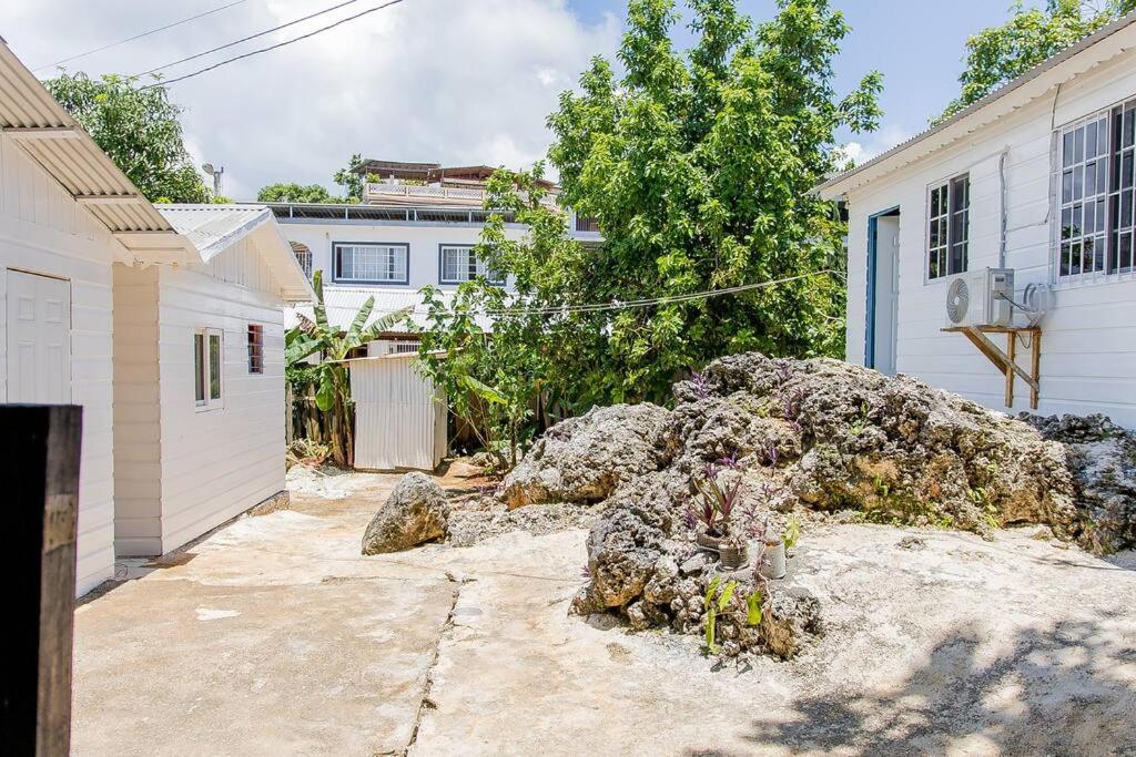 Negril's Hidden Gem With Modern Amenities photo 2
