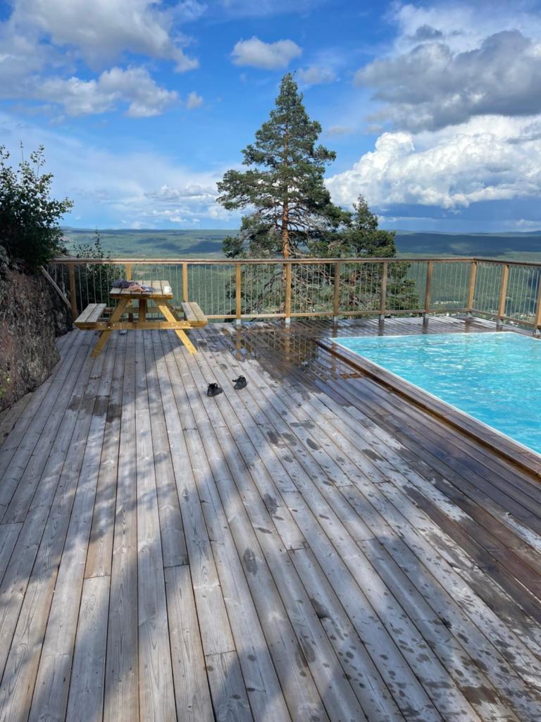 Brand new mountain cabin photo 1