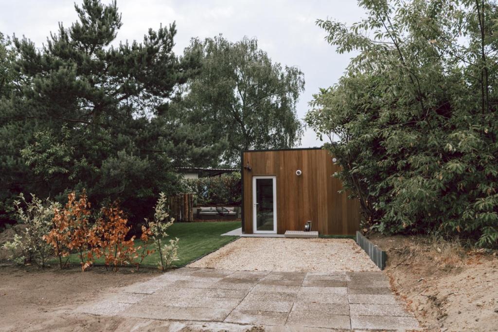 Imagine Tiny House 325 op Camping GT te Balen photo 1