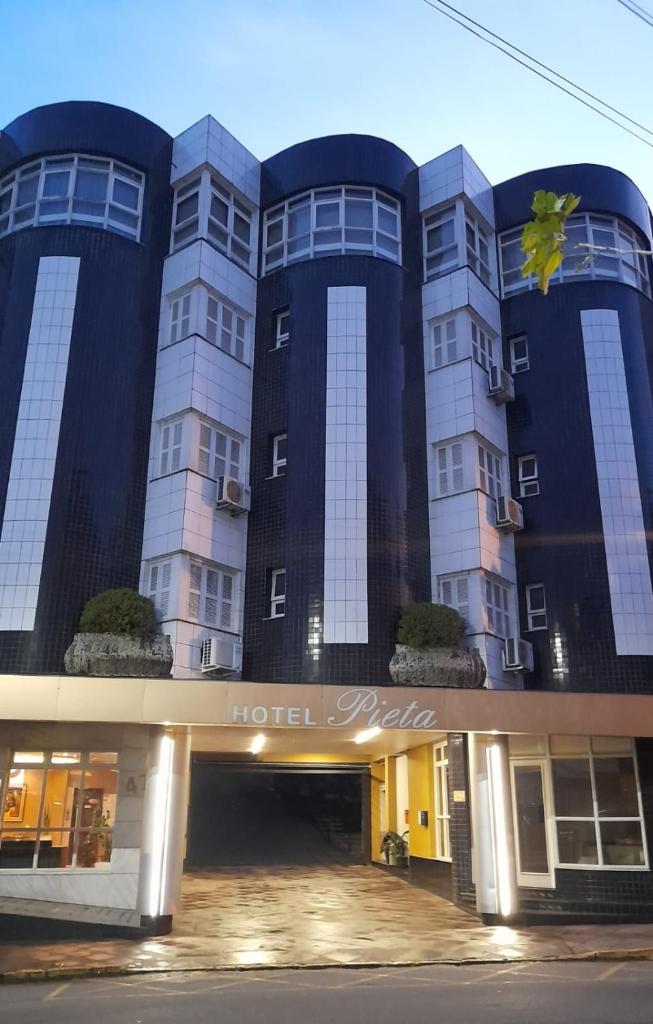 Hotel Pieta photo 1