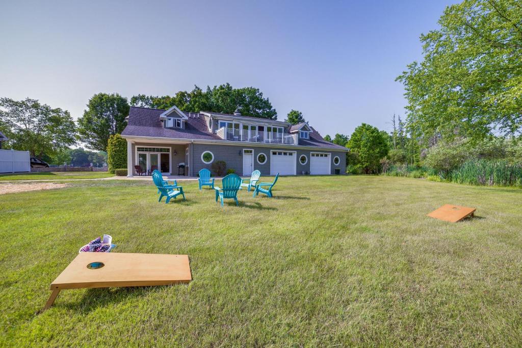 Waterfront Jackson Mansion Patio, Grill, Dock! photo 3