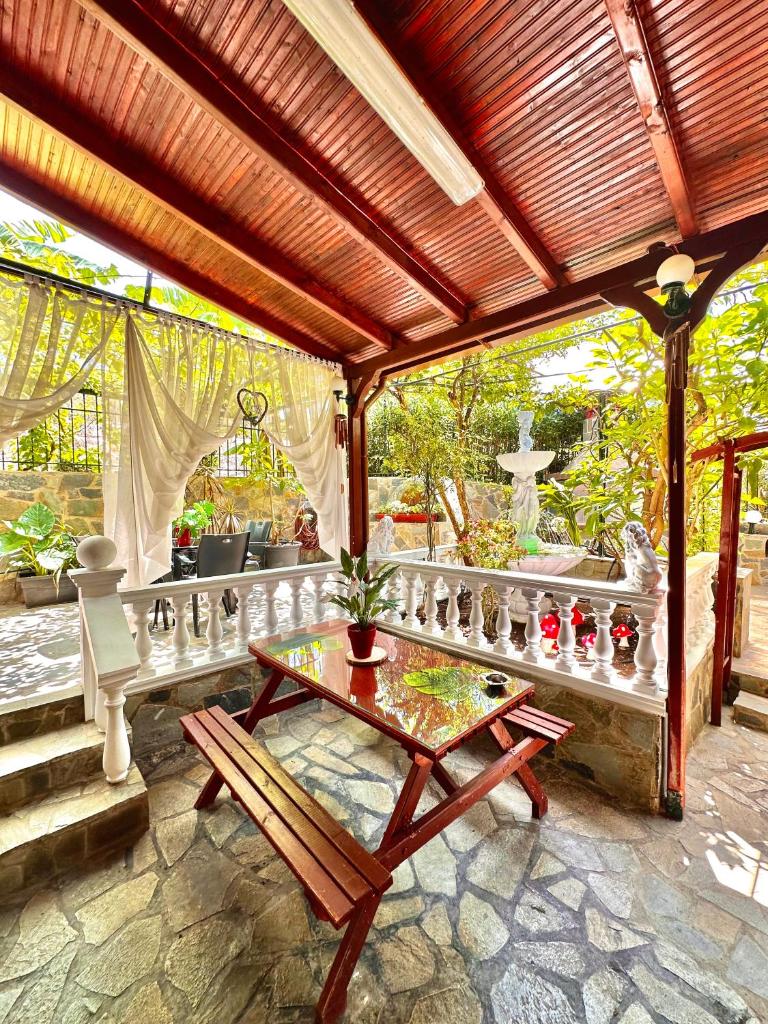 Stone house under Acropolis photo 1