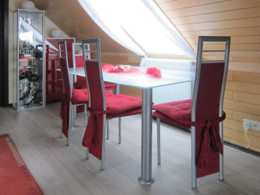 Schöne Ferienwohnung im HAUS SONNENGARTEN mit WLAN und Parkplatz in Achim bei Bremen photo 4