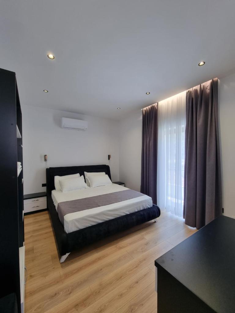 White Villa photo 1